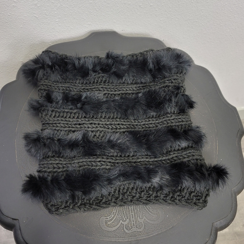Buji Baja Rabbit Snood/Neck Warmer